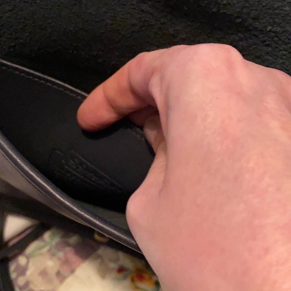 EUC Black classic vintage Coach Bag - Picture 3 of 4